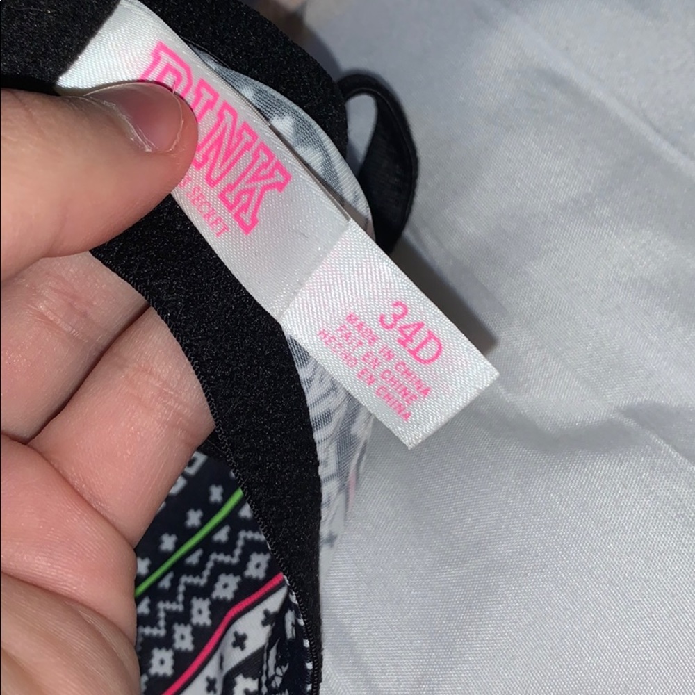 BRAS! (Can be sold separately if needed) - Picture 4 of 7